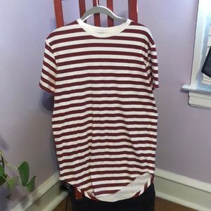 💚3/$13 Krisp red and white striped tee